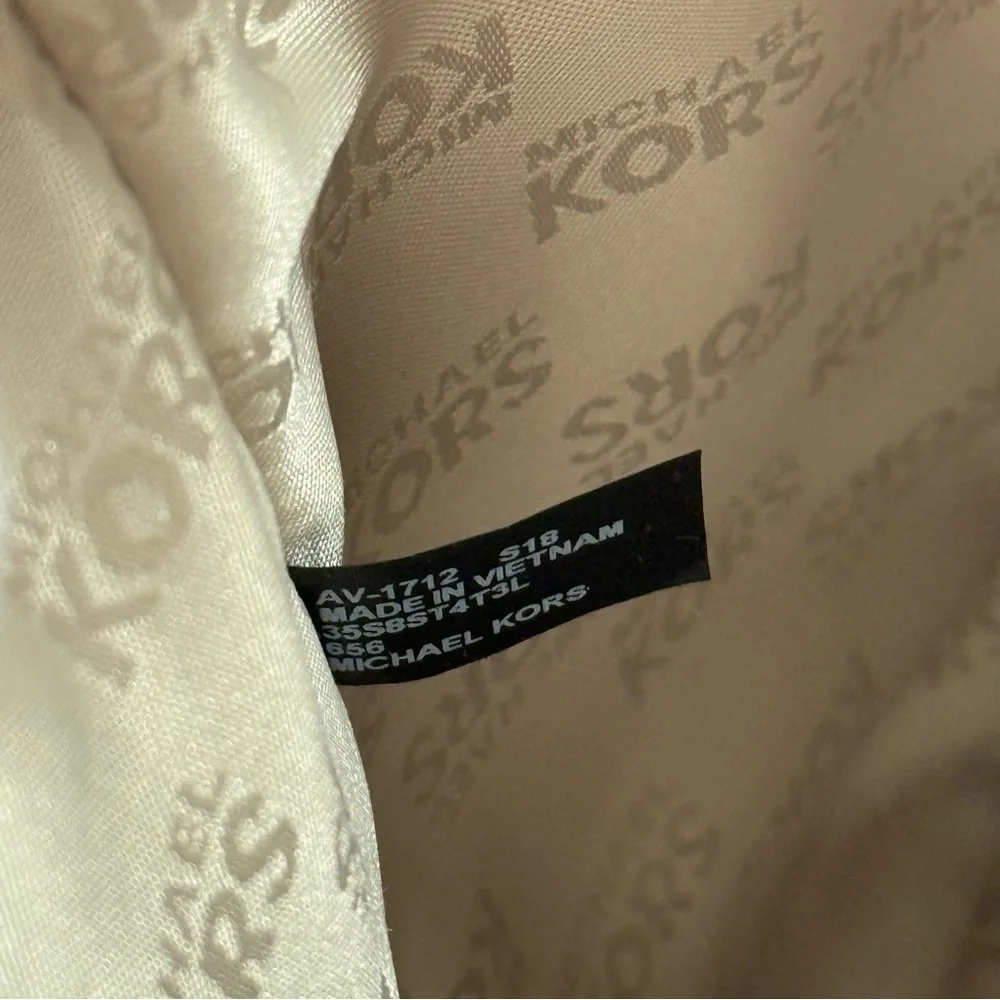 Michael Kors Soft Pink Tote Bag - Picture 12 of 12